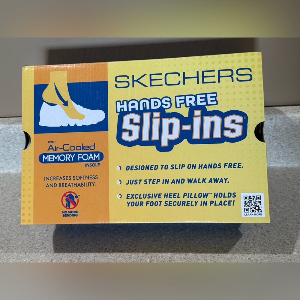 NWT Skechers HANDS FREE Slip Ins SUMMITS Shoes - Picture 8 of 16